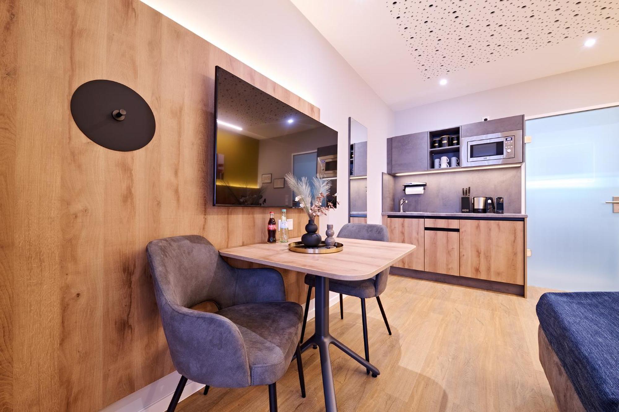 Xzllenz Traum Studio-Apartment, Frei-Parken, U-Bahn, Kueche Nürnberg Exteriör bild