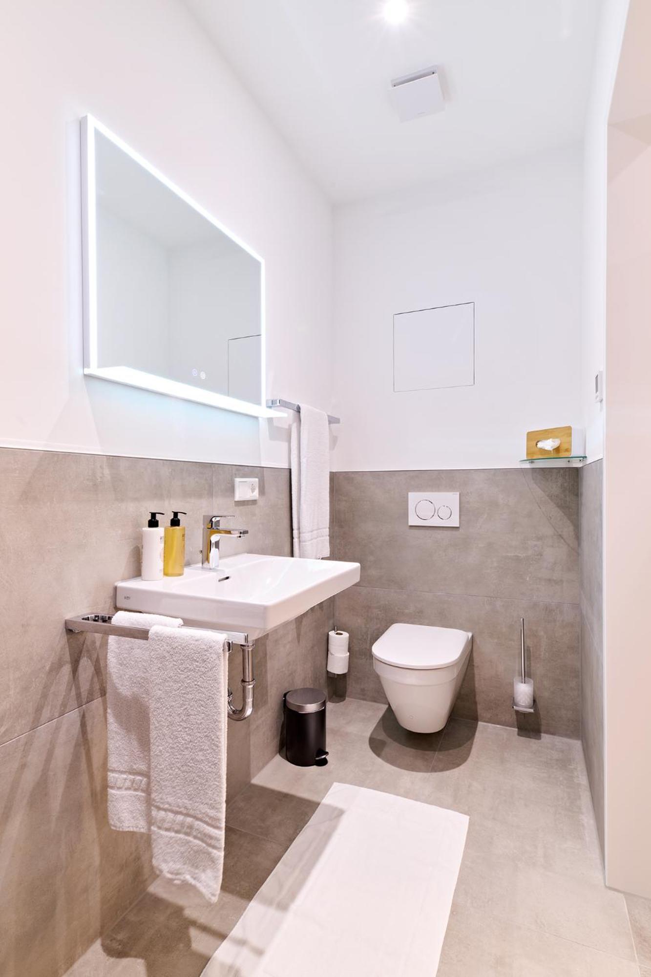 Xzllenz Traum Studio-Apartment, Frei-Parken, U-Bahn, Kueche Nürnberg Exteriör bild