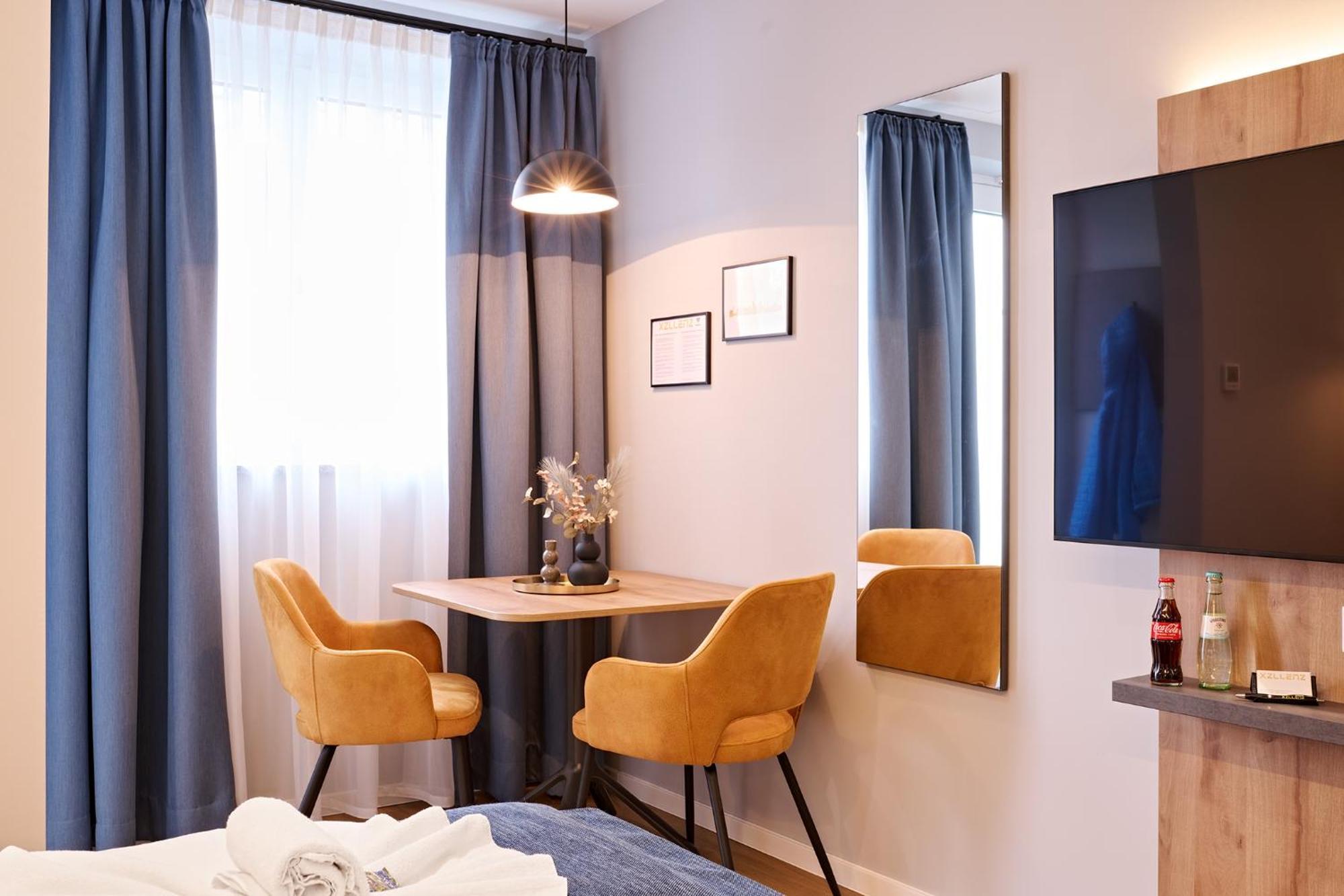 Xzllenz Traum Studio-Apartment, Frei-Parken, U-Bahn, Kueche Nürnberg Exteriör bild